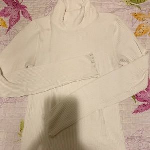 White turtleneck long sleeve